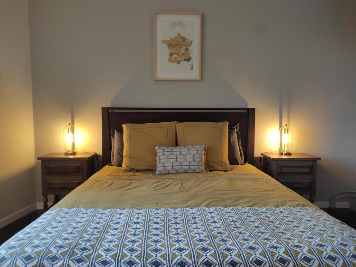 Bed and Breakfast Planches Et Plonk Бельвес Экстерьер фото